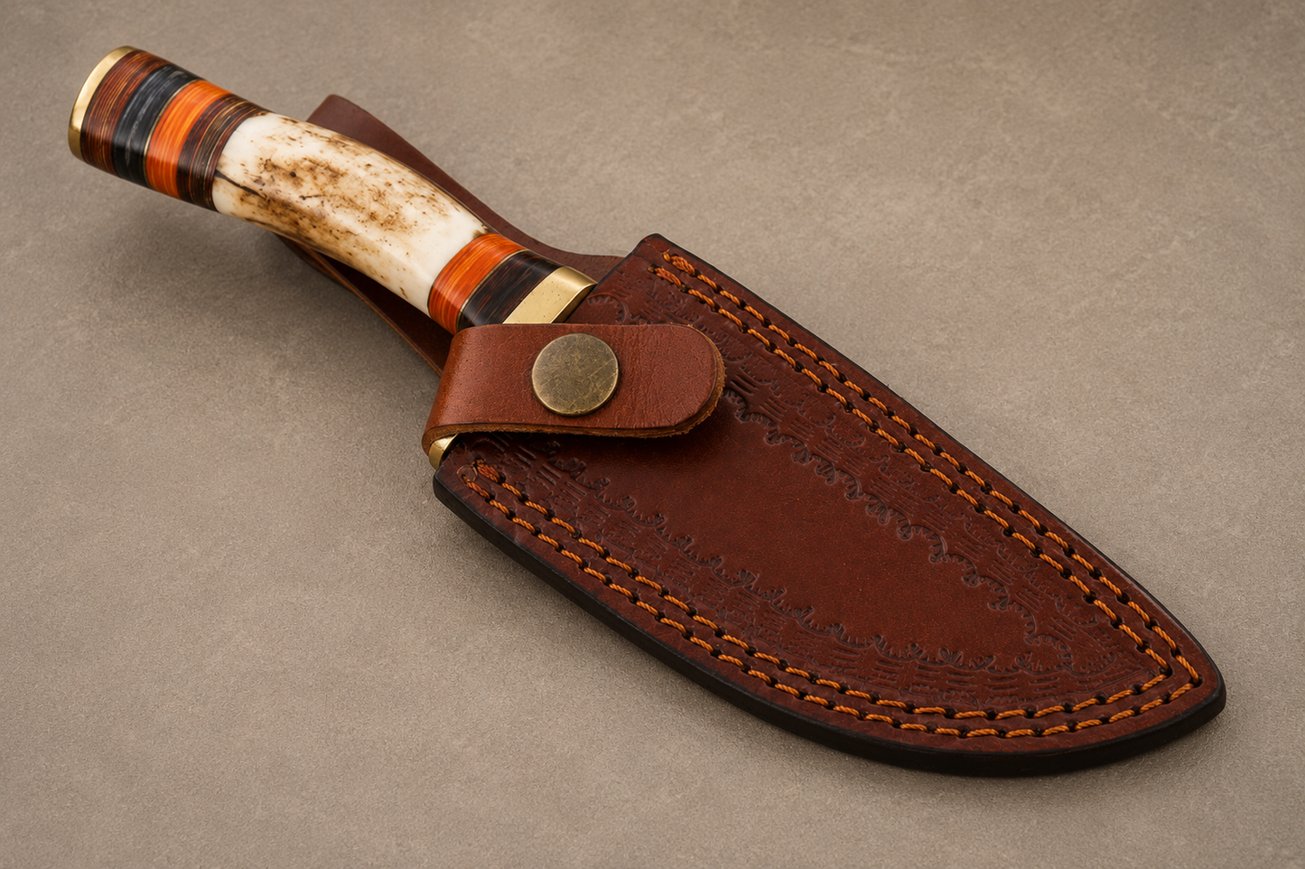 Heritage Stag Damascus Steel Knife – 512 Layer Hand Forged Blade with Stag Handle & Leather Sheath