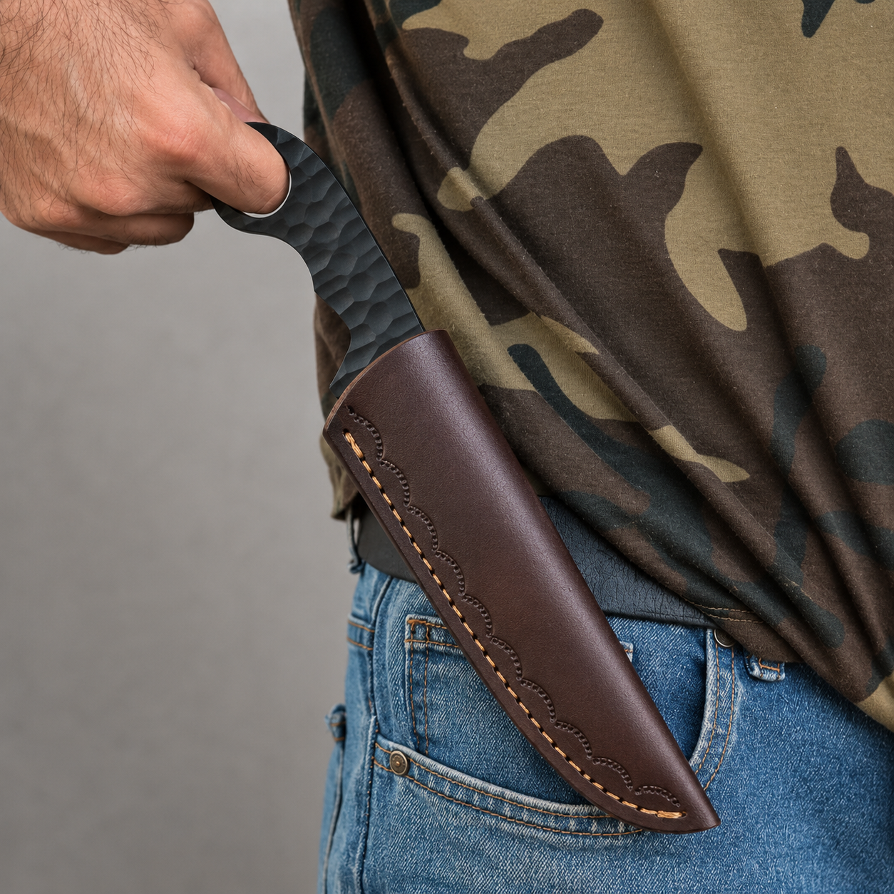Diamond Forge J2 Steel Knife – Powder Coated Fixed Blade with Leather Sheath