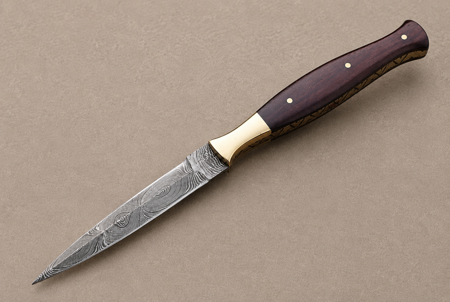 Golden Mesa Damascus Steel Knife – 512 Layer Hand Forged Blade with Camel Bone & Brass Handle and Leather Sheath