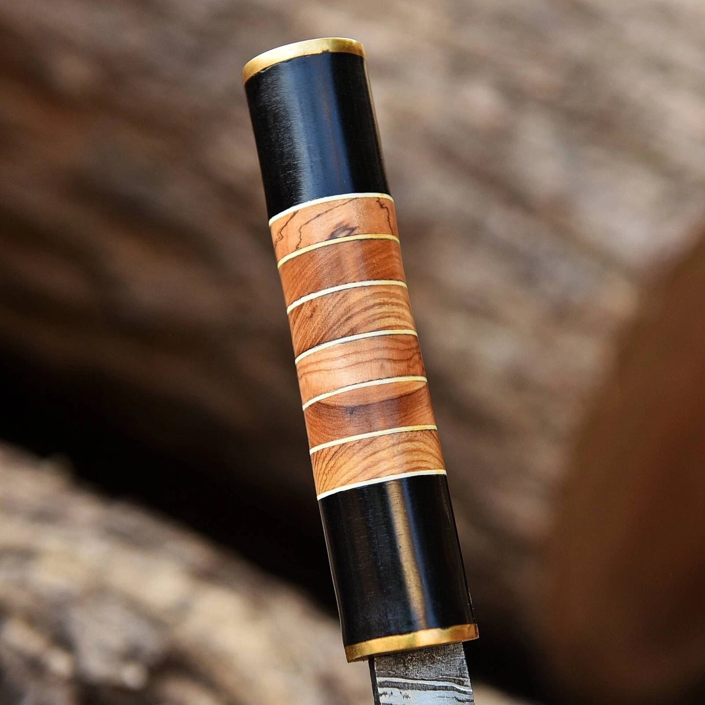 Hand Forged Damascus Steel Chef Knife – 8 Inch Kitchen Knife with Horn & Olive Wood Handle, 512 Layers