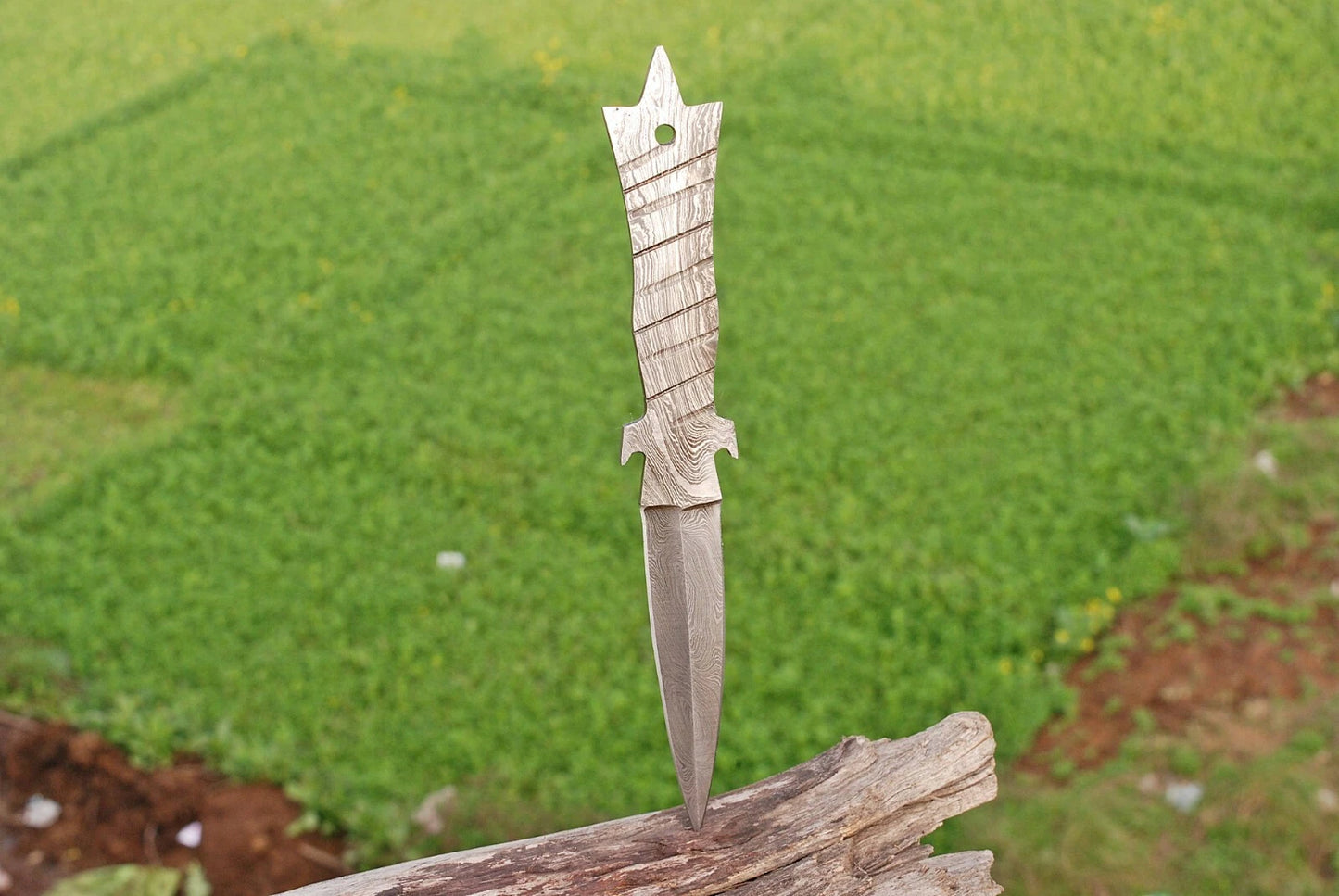 HAND FORGED DAMASCUS STEEL HUNTING BLANK BLADE KNIFE FULL TANG