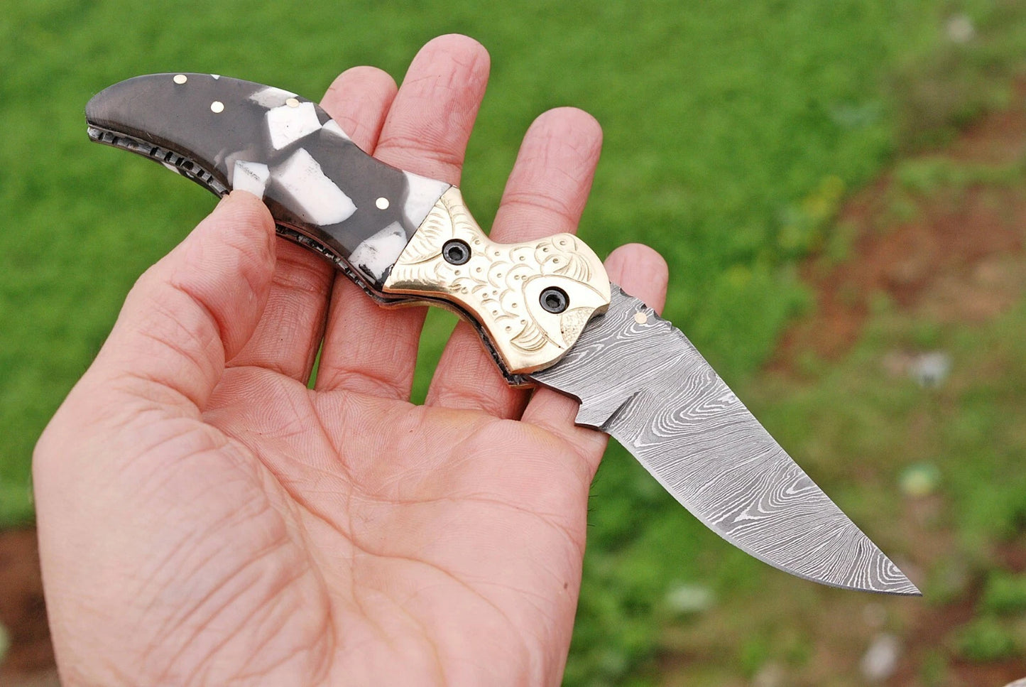 Hand Forged Damascus Steel Folding Pocket Knife with Risen & Bolster Handle – 512 Layers EDC Knife with Leather Sheath 1613