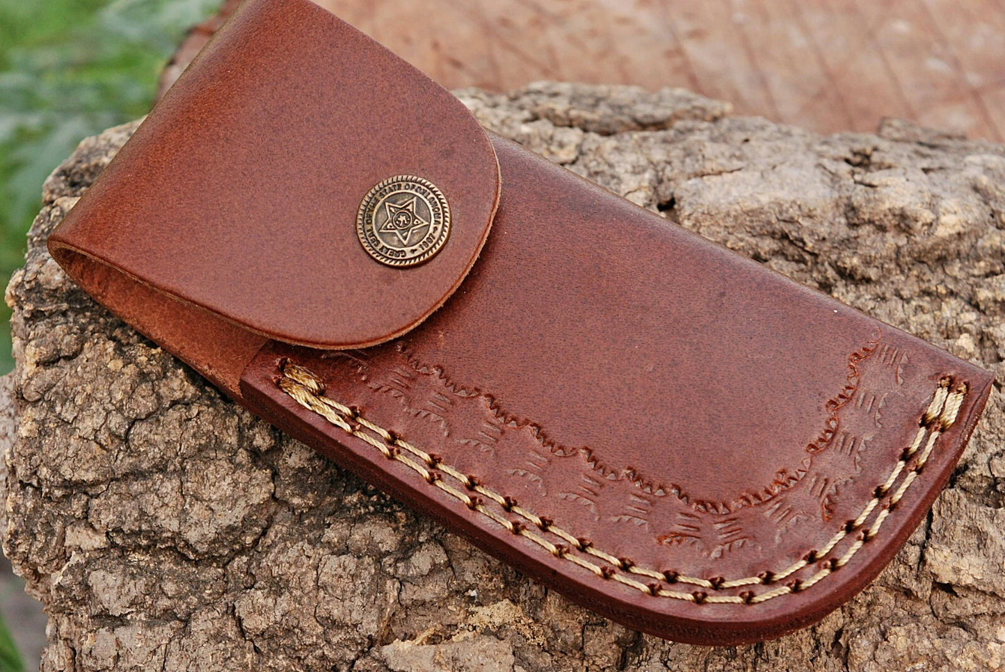 Handmade 512-Layer Damascus Steel Folding Pocket Knife with Resin & Brass Bolster Handle – Leather Sheath