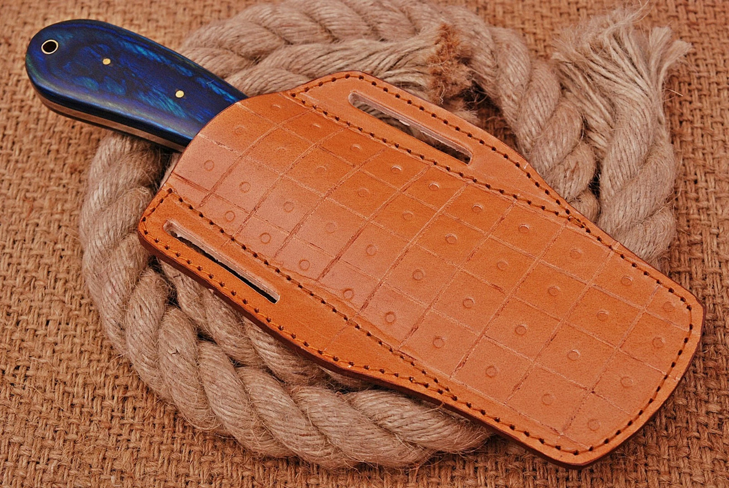 Premium Hand-Forged Damascus Steel Fixed Blade Tool β Pukka Wood Handle with Bone & Wood Handle β Compact Utility Tool Leather Sheath Included