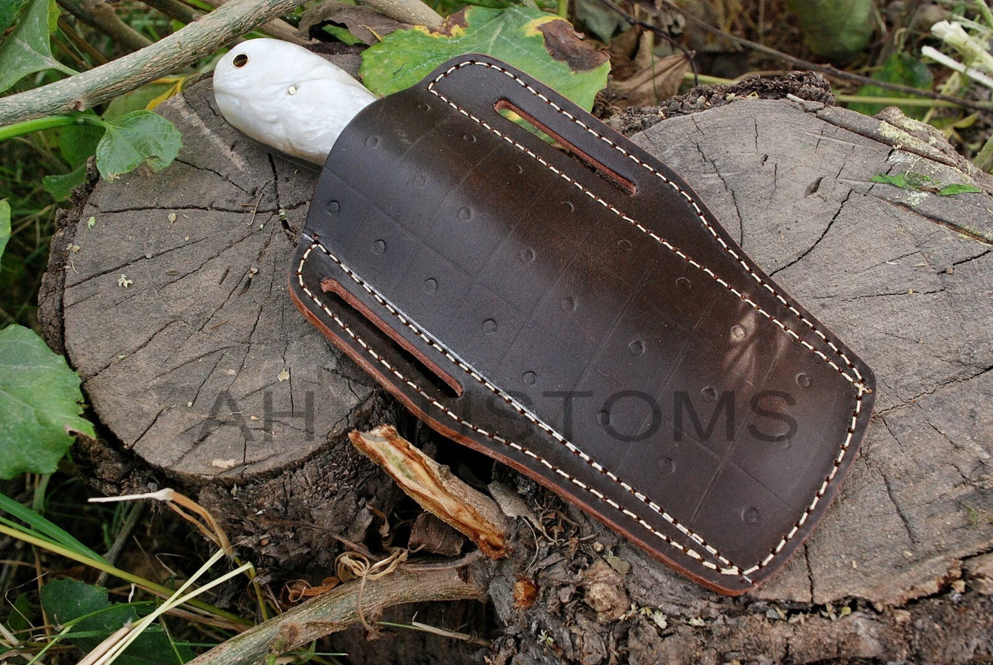 Handmade Horse File Steel Bull Cutter Knife with Cross Leather Sheath β Forged Outdoor & Collector Blade