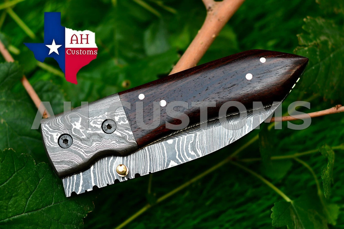 Handmade 512-Layer Damascus Steel Folding Pocket Knife with Wood Handle & Leather Sheath