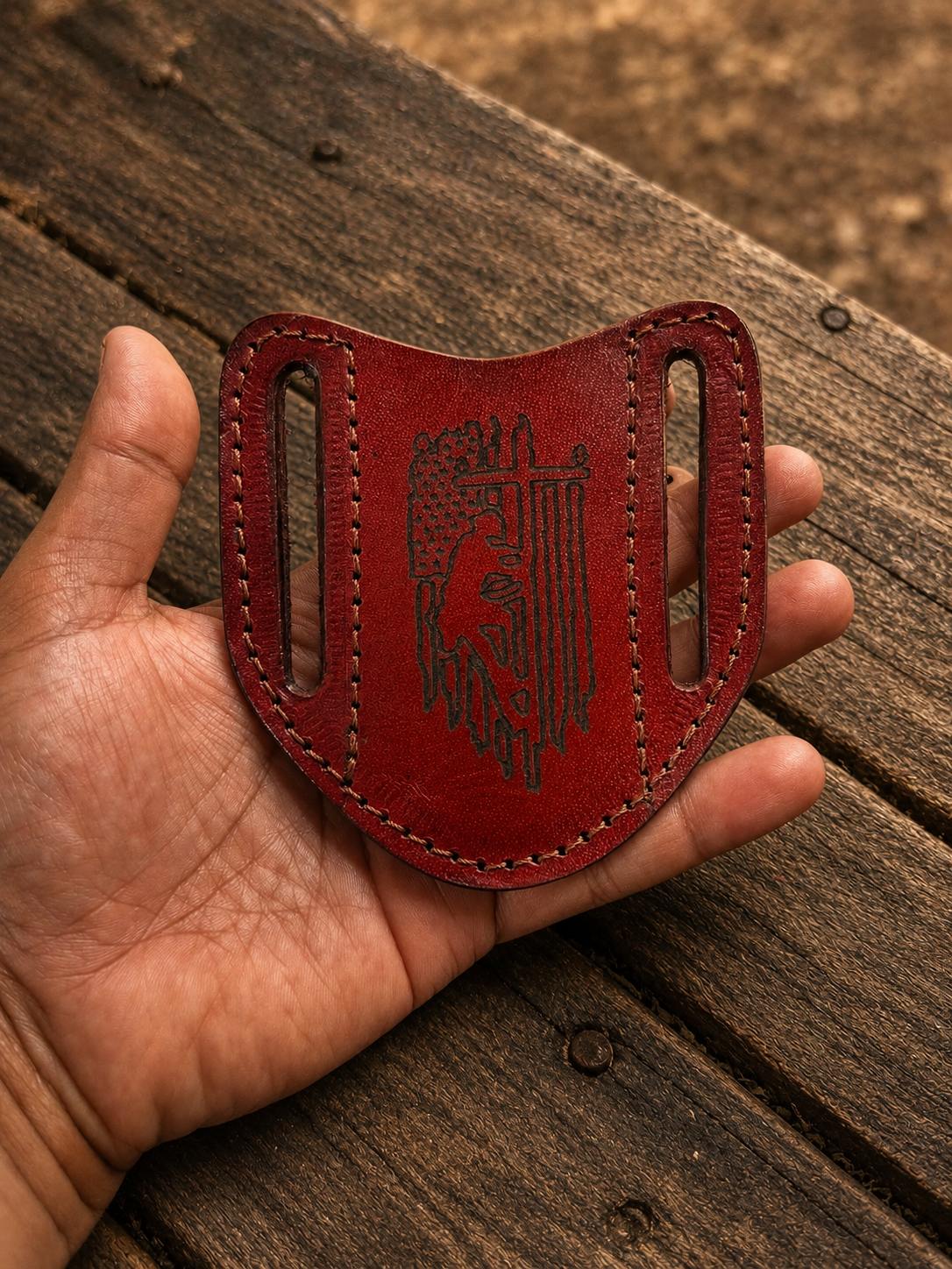 Handmade Genuine Leather Horizontal Belt Pouch – Engraved Universal Tool Holder