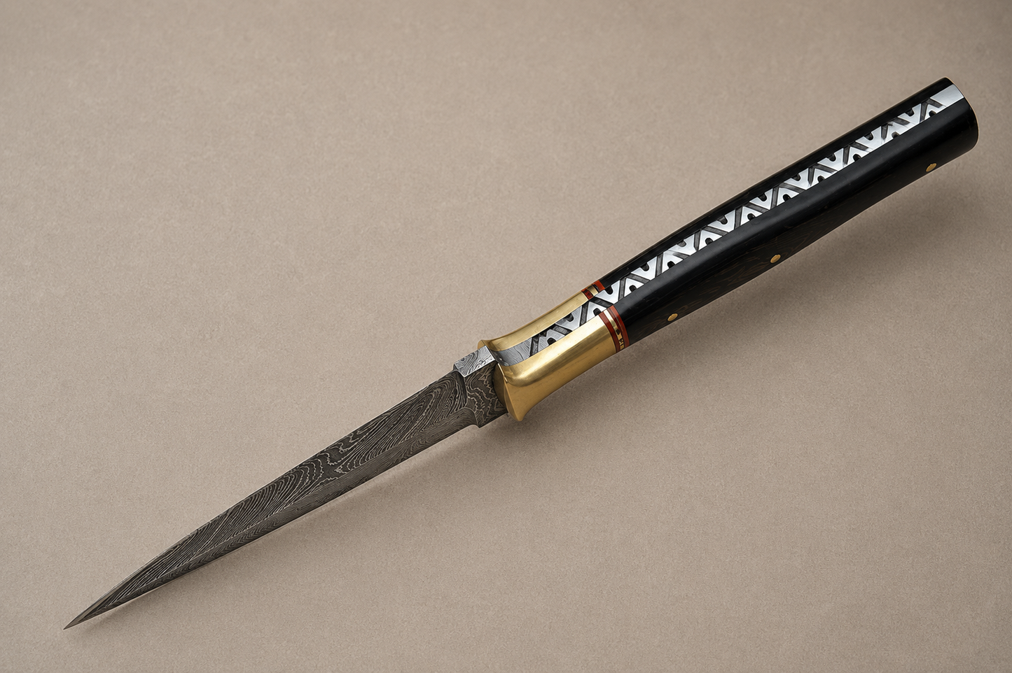 Midnight Horn Damascus Steel Knife – 512 Layer Hand Forged Blade with Bull Horn Handle & Leather Sheath