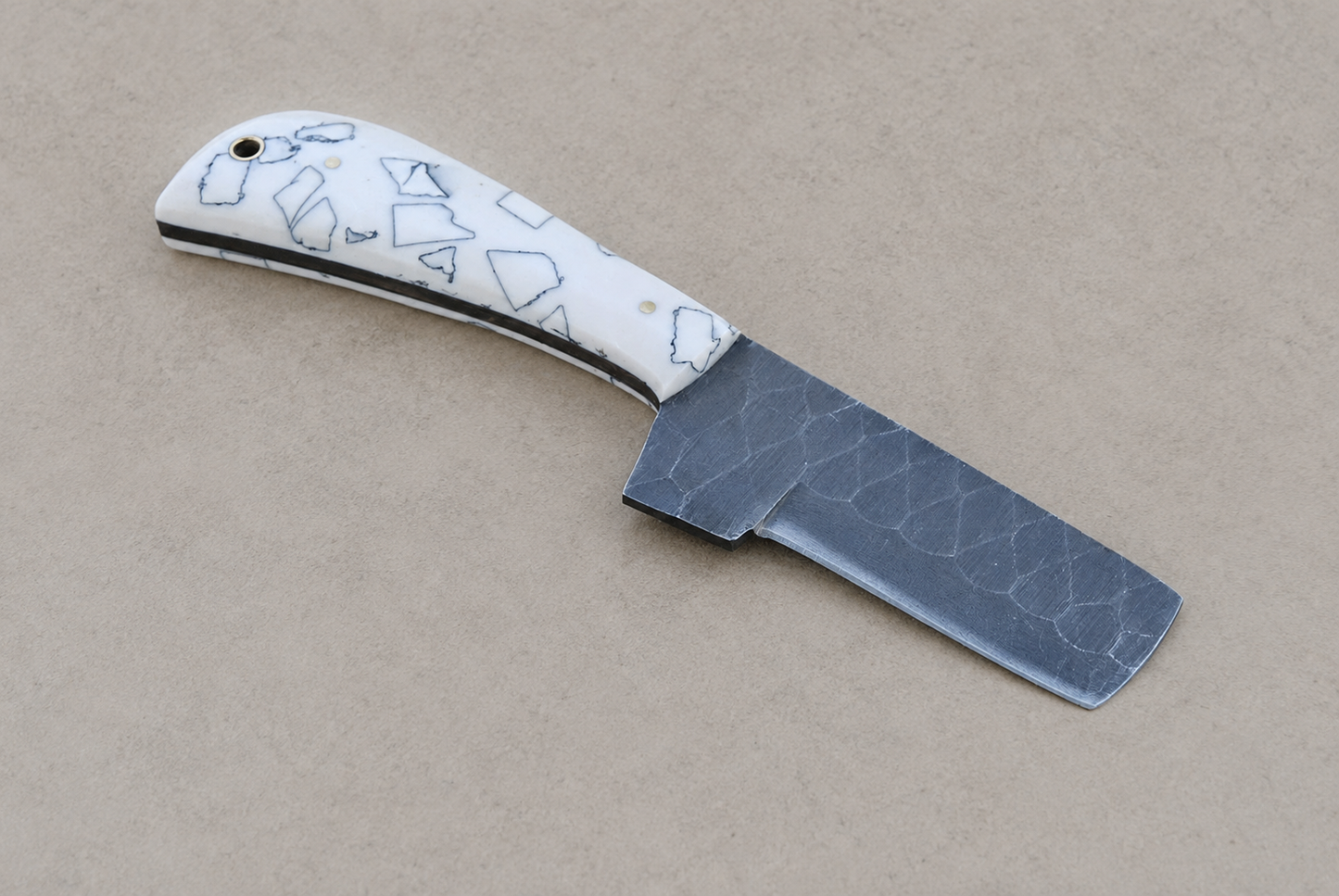 Premium Hand-Forged Railroad Steel Fixed Blade Tool – Raised Handle Leather Sheath Included