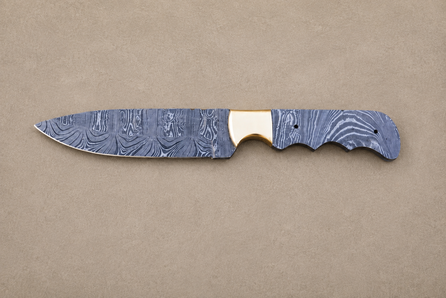 Hand Forged Damascus Steel Blank Blade Utility Knife with Brass Bolster (8”)