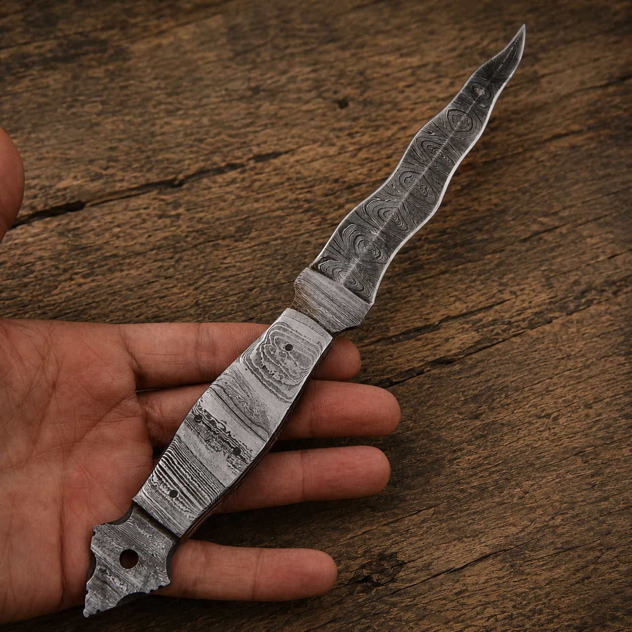 Hand Forged Damascus Steel Full Tang Utility Knife – Handmade Premium Tool with Leather Sheath