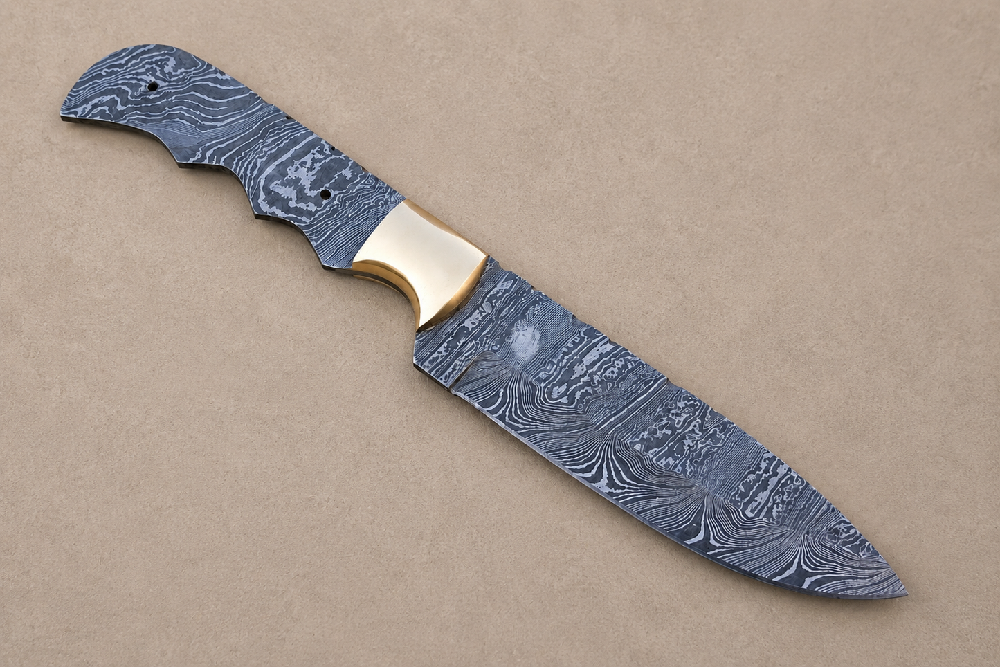 Hand Forged Damascus Steel Blank Blade Utility Knife with Brass Bolster (8”)