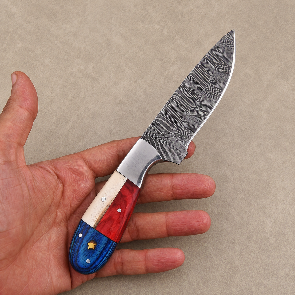 Lone Republic Damascus Knife – 512-Layer Hand Forged Fixed Blade with Texas Flag Bone & Wood Handle, Genuine Leather Sheath