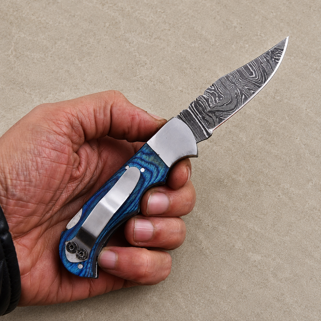 Personalized Damascus Folding Knife – Blue Pakka Wood Handle, Steel Bolster, Back Lock & Leather Sheath | Custom Engraved Gift