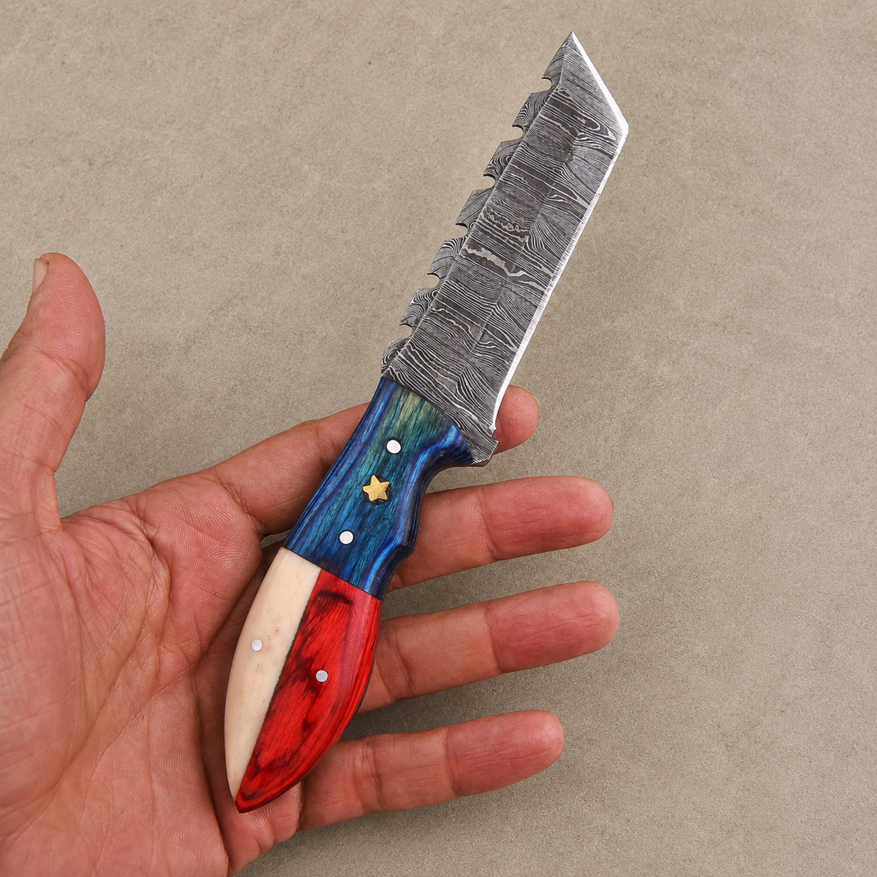 Lone Star Legacy Fixed Blade Knife – Hand Forged Steel with Texas Flag Handle, Bone & Wood Scales, Leather Sheath