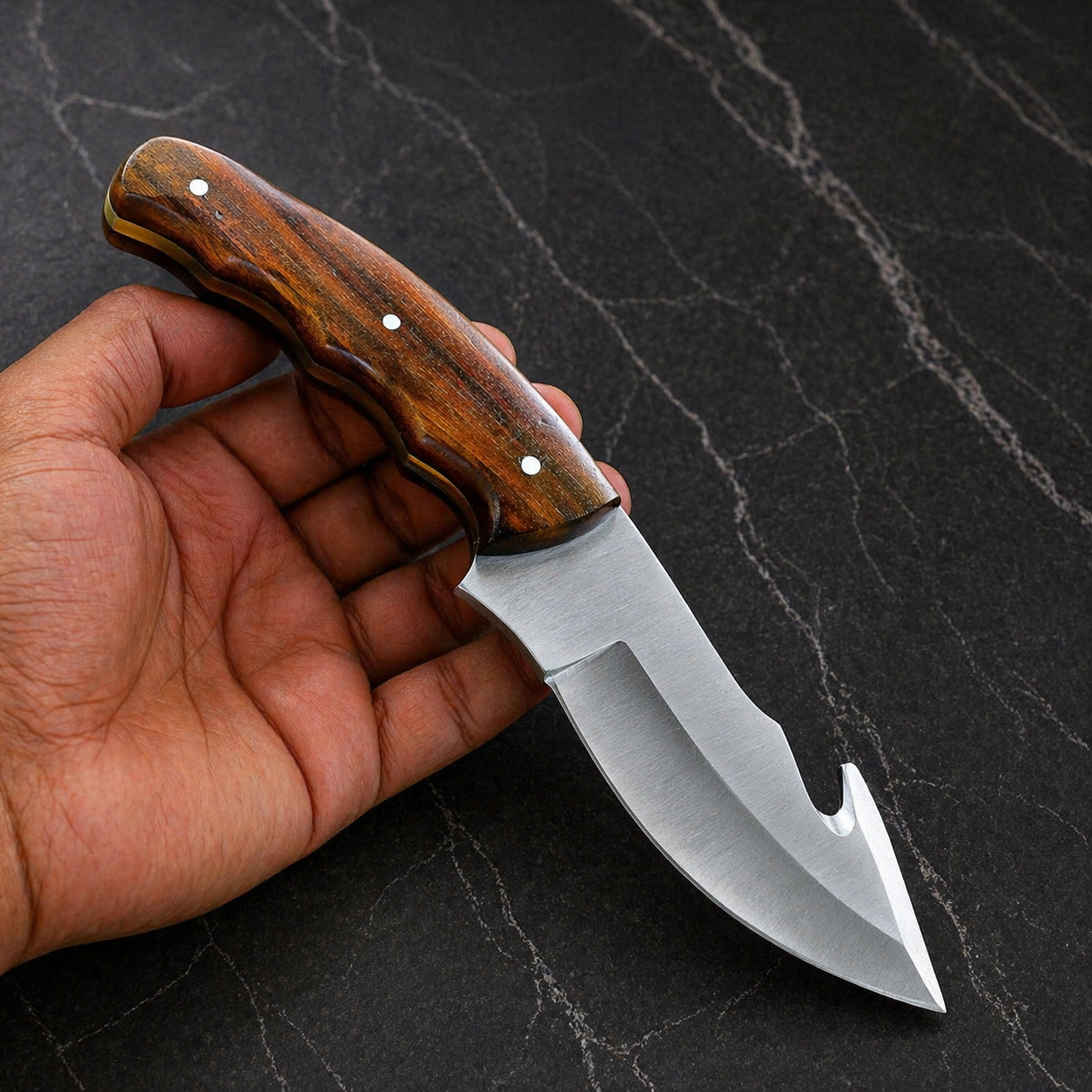 Custom Handmade D2 Steel Skinner Style Fixed Blade Knife with Gut Hook & Leather Sheath – Full Tang Outdoor & EDC Knife