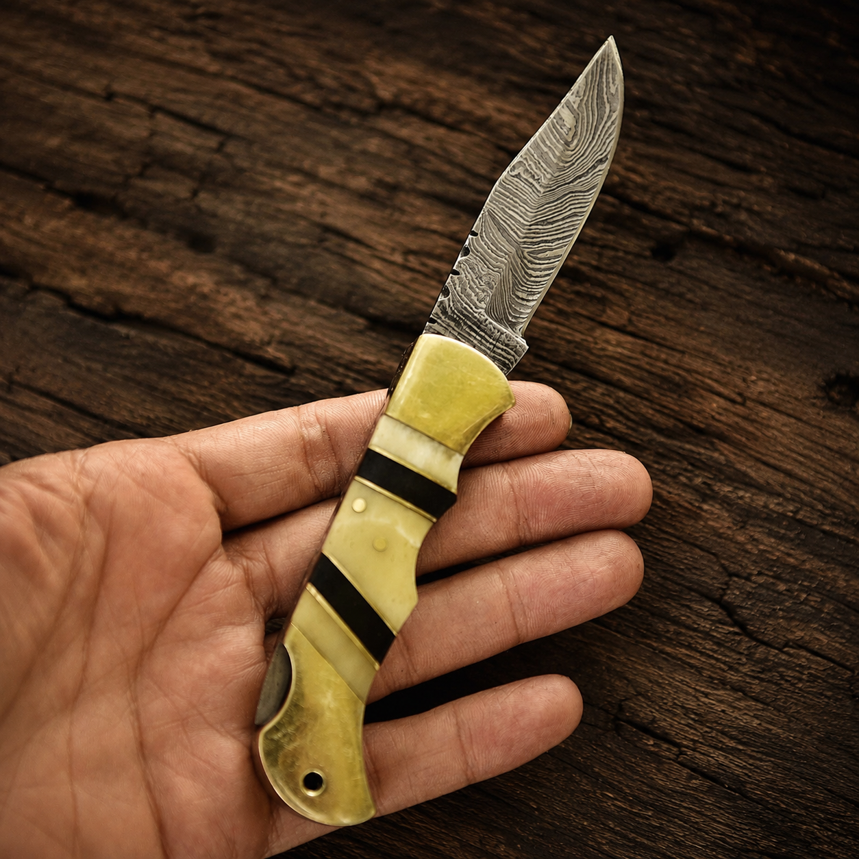 Handcrafted Damascus Steel Folding Utility Knife – Premium EDC Outdoor Essential with Camel Bone & Brass Handle