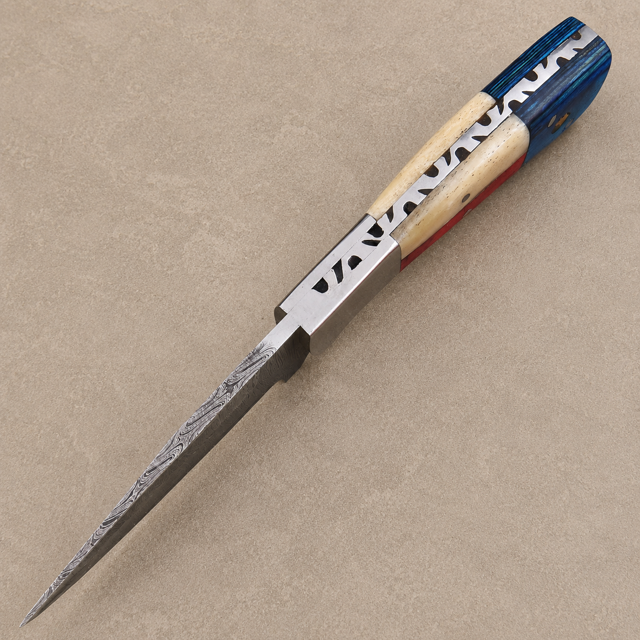Texas Pride Handmade Damascus Fixed Blade Knife – Bone & Wood Handle With Leather Sheath