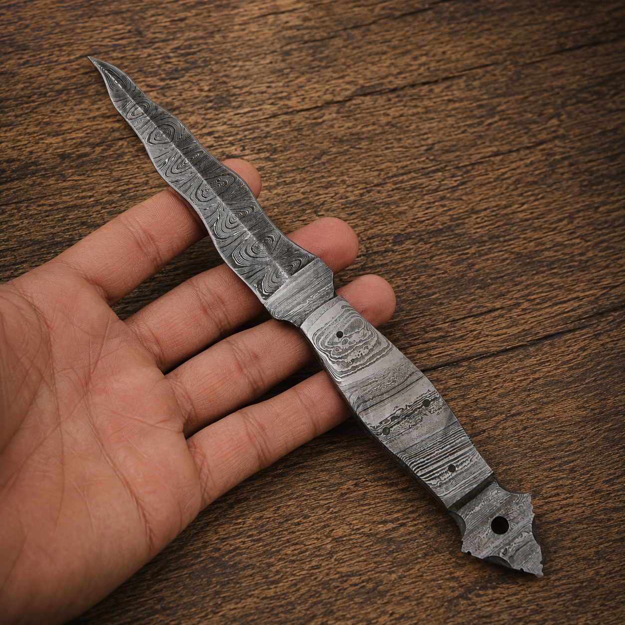 Hand Forged Damascus Steel Full Tang Utility Knife – Handmade Premium Tool with Leather Sheath
