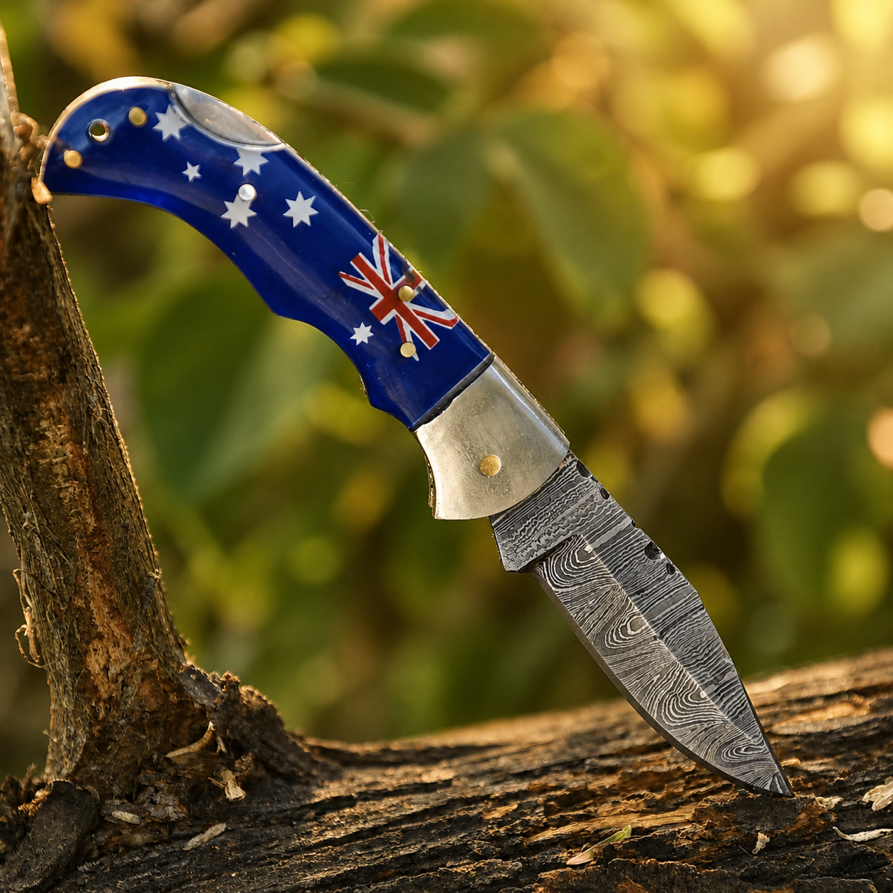 Hand Forged Damascus Steel Folding Knife – 4” Pocket Knife with Flag Handle & Leather Sheath (512 Layers)