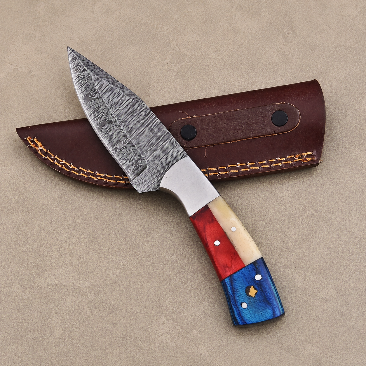Texas Pride Handmade Damascus Fixed Blade Knife – Bone & Wood Handle With Leather Sheath