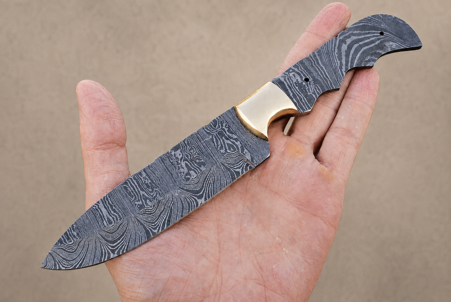 Hand Forged Damascus Steel Blank Blade Utility Knife with Brass Bolster (8”)