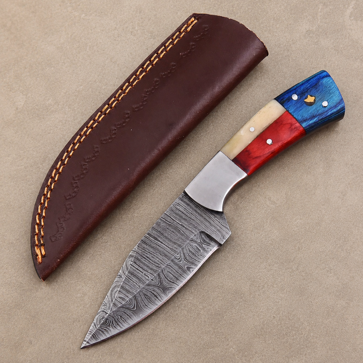 Texas Pride Handmade Damascus Fixed Blade Knife – Bone & Wood Handle With Leather Sheath