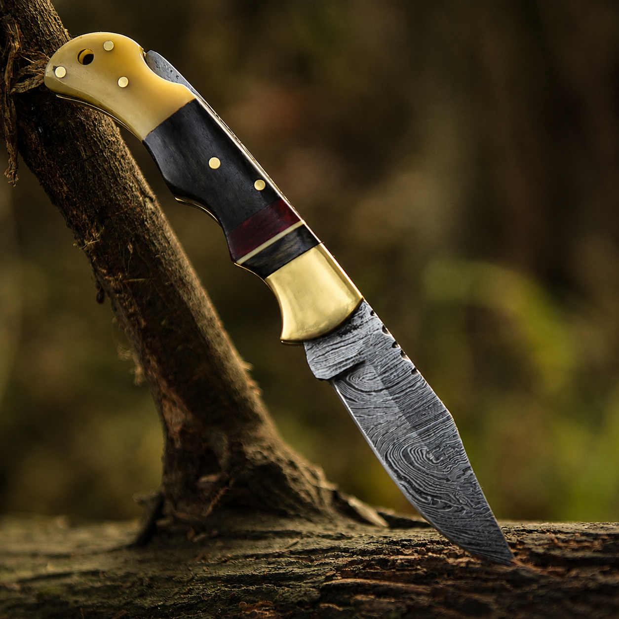 Handmade Damascus Steel Folding Pocket Tool – Back Lock Outdoor Utility with Leather Sheath