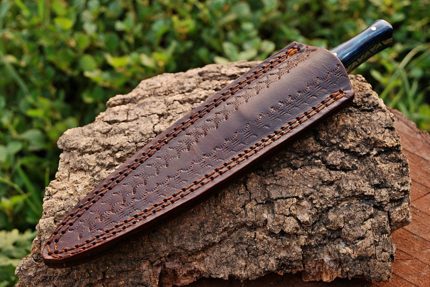 Timber Crest Damascus Steel Knife – 512 Layer Hand Forged Blade with Wood & Brass Handle and Leather Sheath
