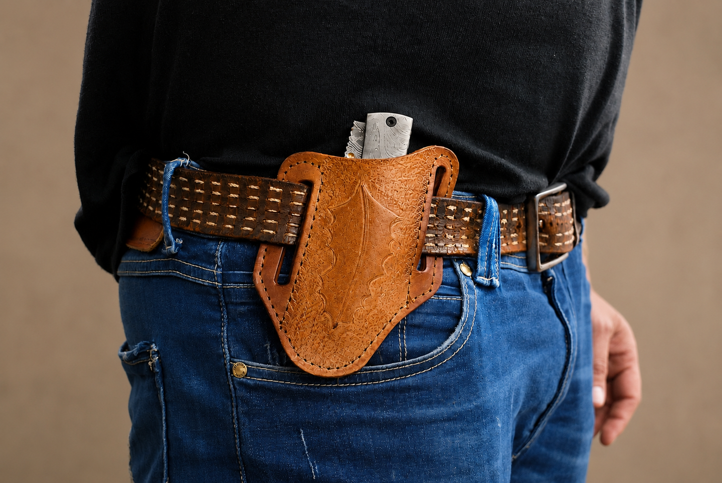 Handmade Engraved Leather Horizontal Sheath for Folding Pocket Knife – Universal 5 Inch Cover