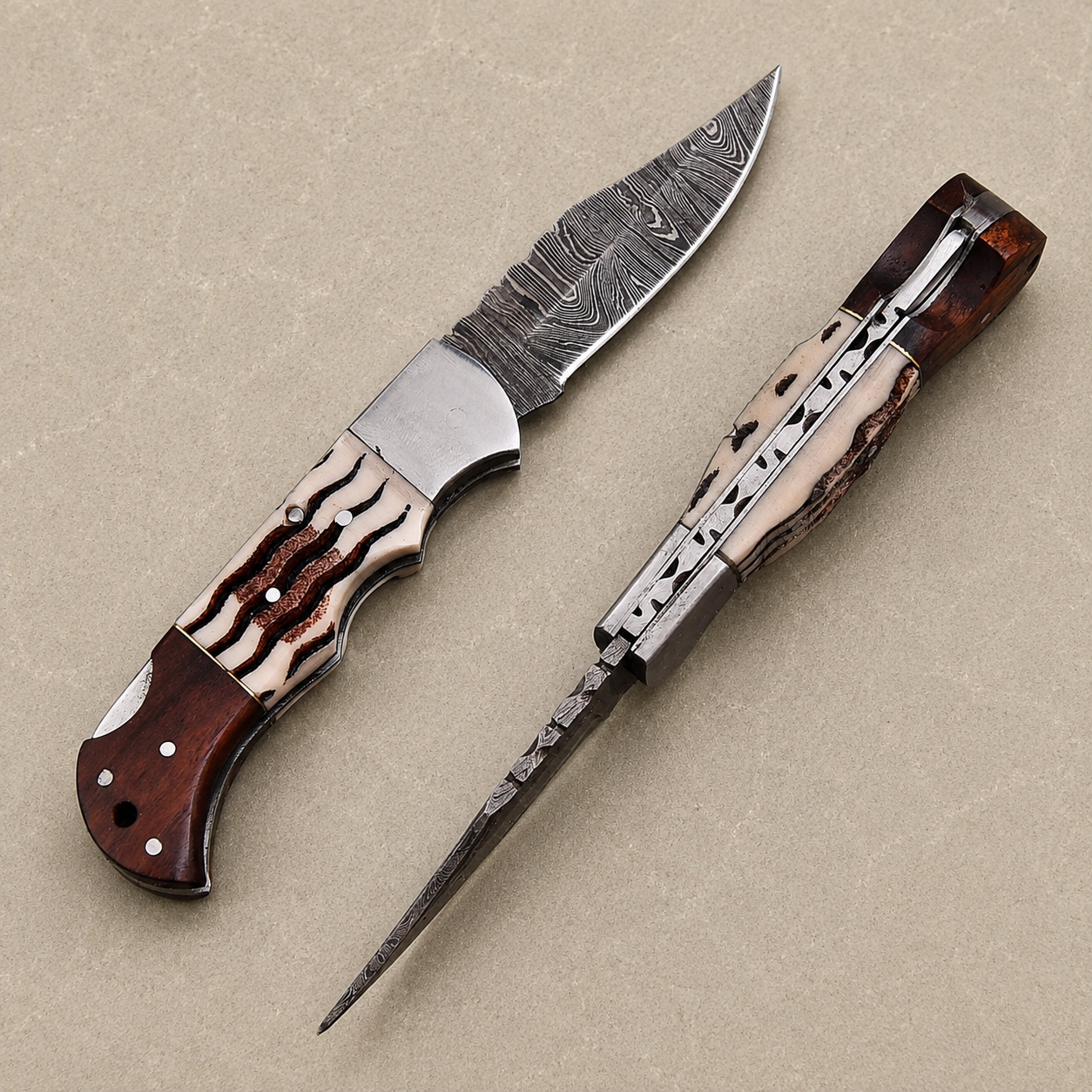 Damascus Folding Knife – Rosewood & Horn Handle Outdoor Foldind Pocket Knife with Custom Engraving & Leather Sheath