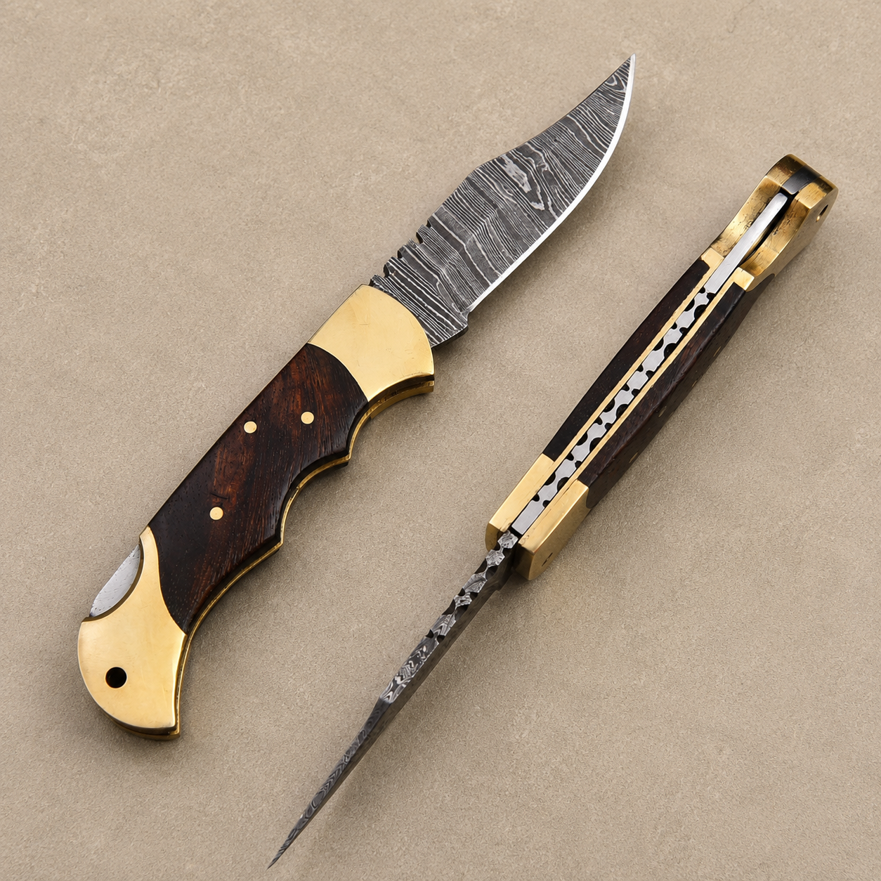 Midnight Timber Damascus Folding Knife – Ladder Pattern Steel with Rosewood Handle, Brass Bolster & Leather Sheath
