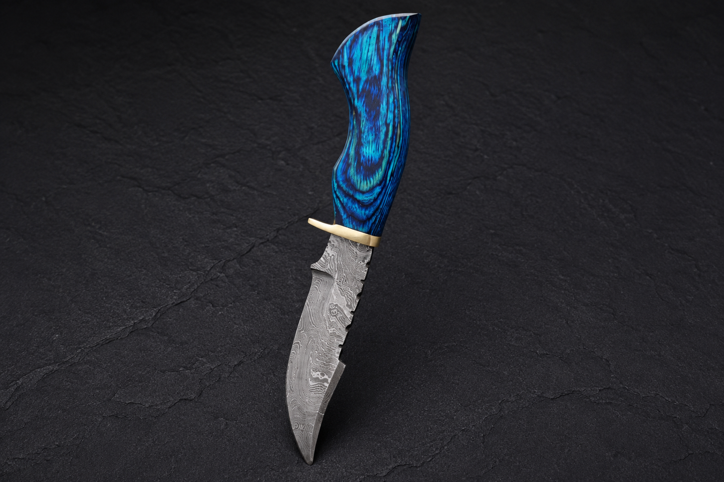 Woodland Elite Damascus Steel Utility Knife – 512 Layer Hand Forged Fixed Blade with Stained Wood Handle, Brass Guard & Leather Sheath