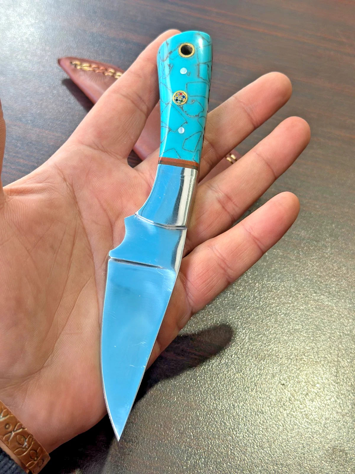 Handmade D2 Steel Fixed Blade Knife – Mirror Polished Blade Resin Handle | Leather Sheath Included
