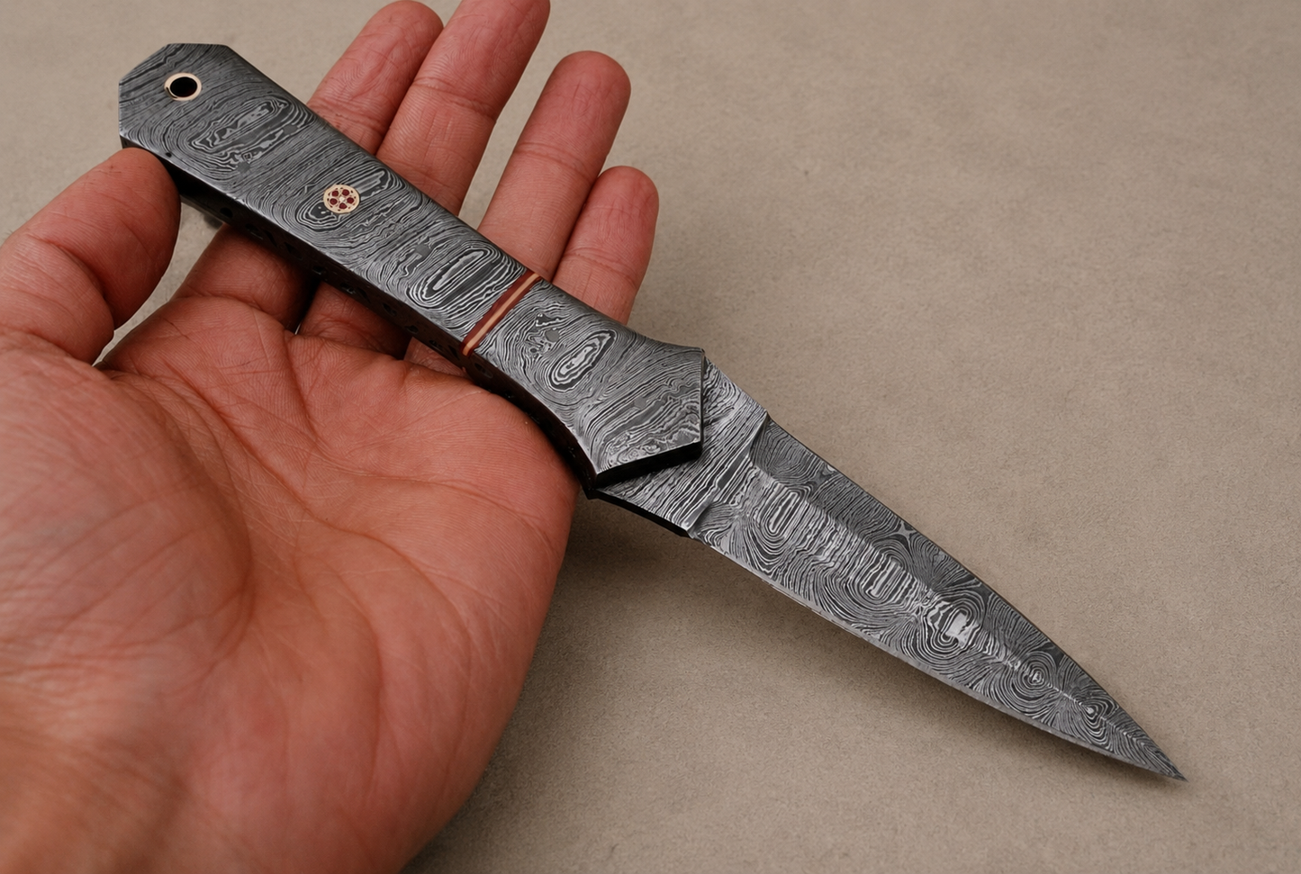 ForgeLine Damascus Steel Knife – Full Tang 512 Layer Hand Forged Blade with Damascus Steel Handle & Leather Sheath