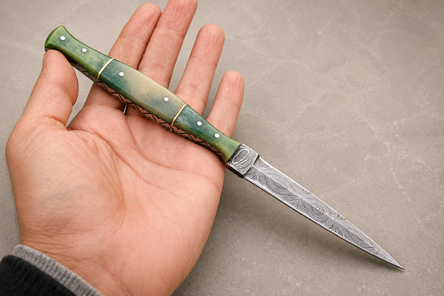 Desert Heritage Damascus Steel Knife – 512 Layer Hand Forged Blade with Camel Bone Handle & Leather Sheath