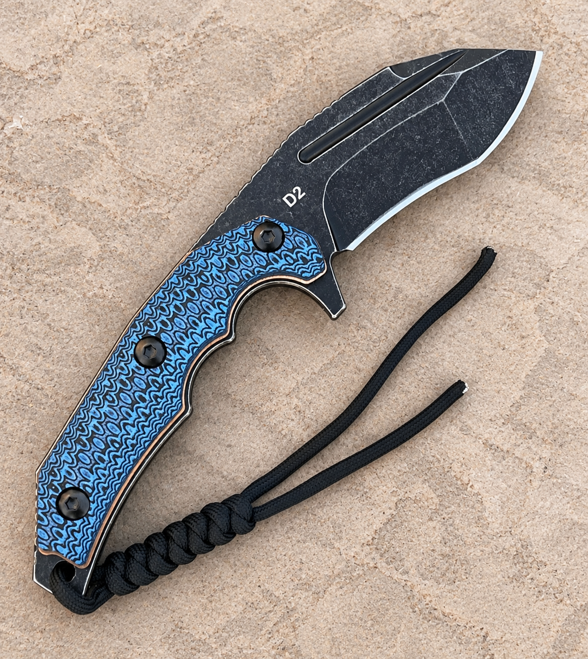 D2 Tool Steel Fixed Blade Knife with Copper & G10 Handle – Kydex Sheath