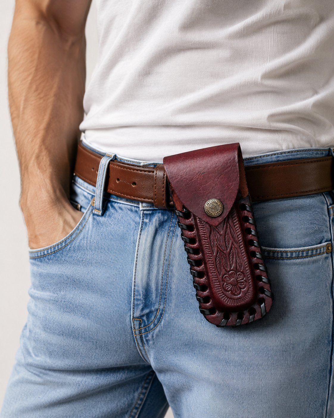 Handmade Leather Folding Utility Knife Sheath – Hand Engraved Universal EDC Belt Holder 5.5 Inch