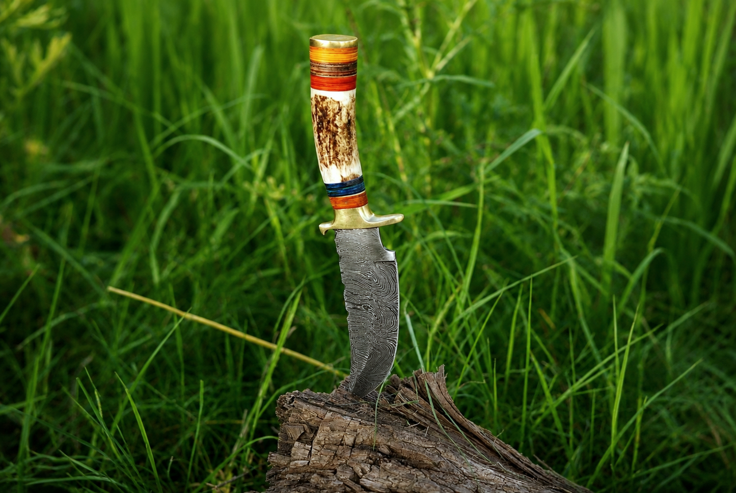 Hand Forged Damascus Steel Outdoor Knife with Stag Handle & Brass Guard – 512 Layers Knife with Leather Sheath
