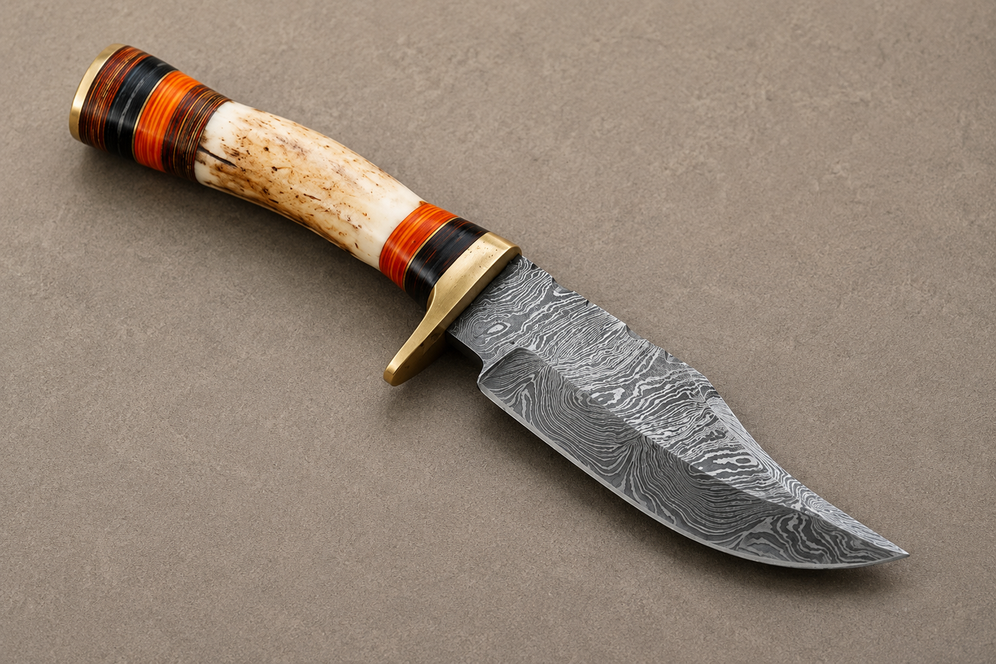Heritage Stag Damascus Steel Knife – 512 Layer Hand Forged Blade with Stag Handle & Leather Sheath