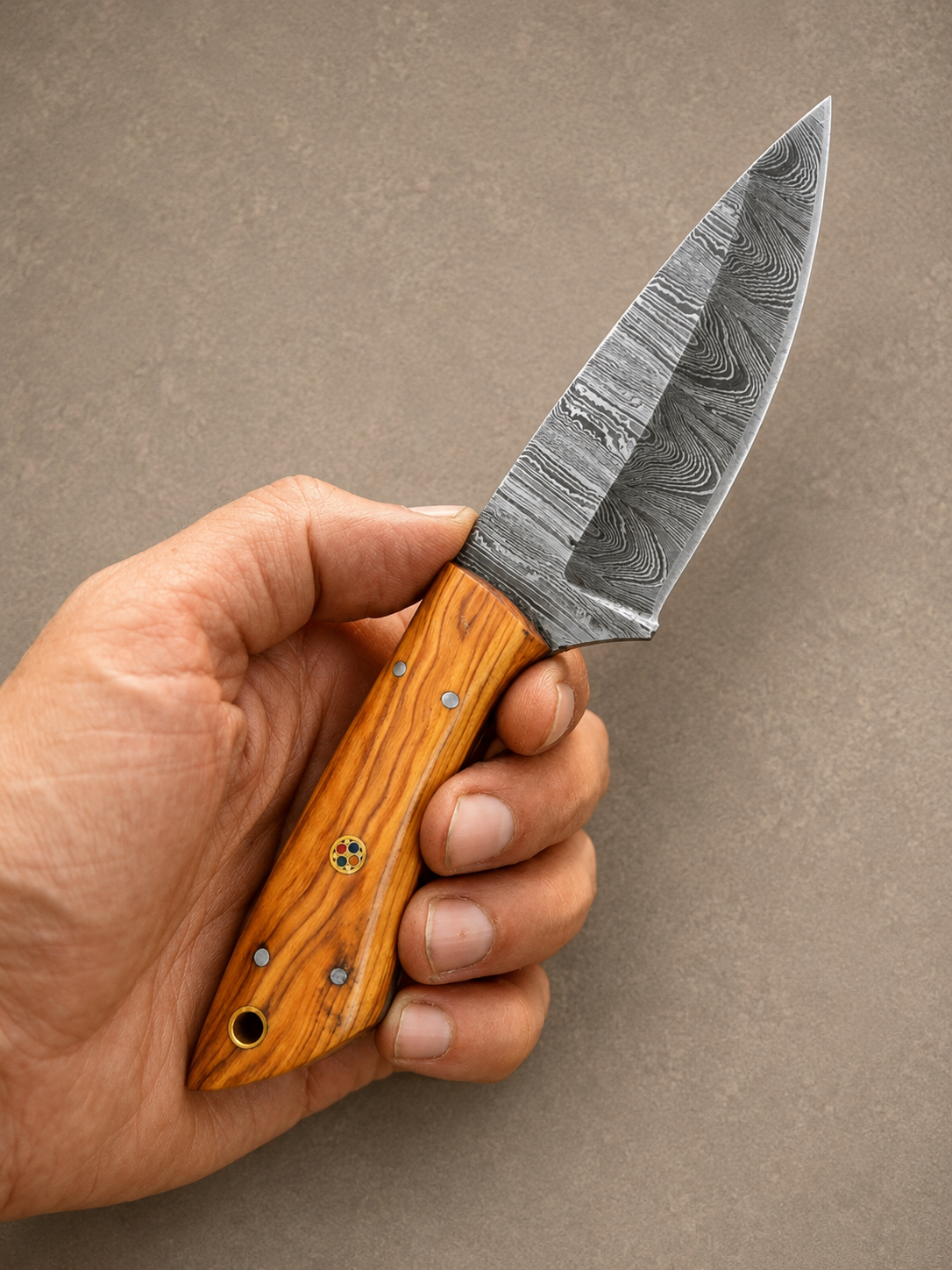 Trail Master Damascus Steel Utility Knife – 512 Layer Hand Forged Blade with Wood Handle & Leather Sheath