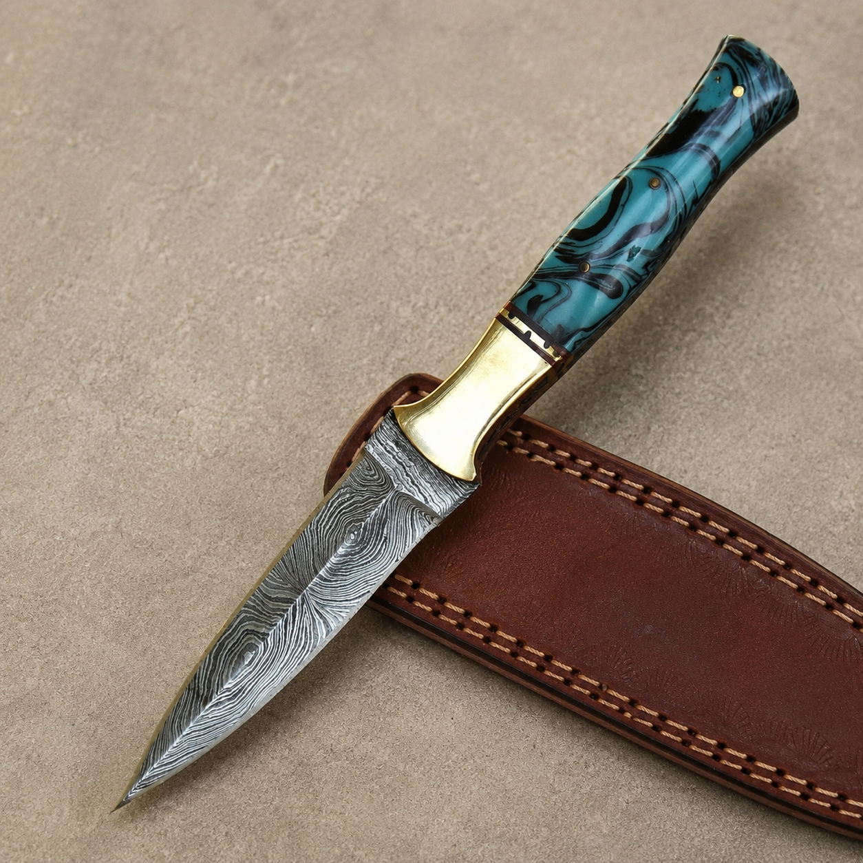 Copper Ridge Damascus Steel Knife – 512 Layer Hand Forged Blade with Resin & Brass Handle and Leather Sheath