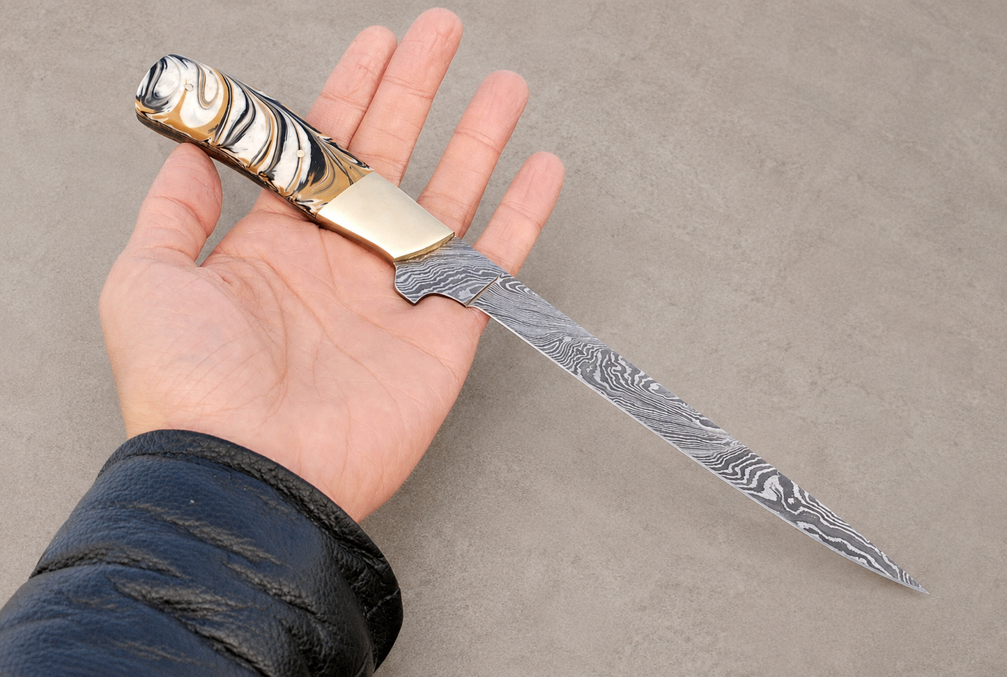 Chef's Heritage Damascus Fillet Knife – 512 Layer Hand Forged Blade with Resin Handle & Brass Bolster