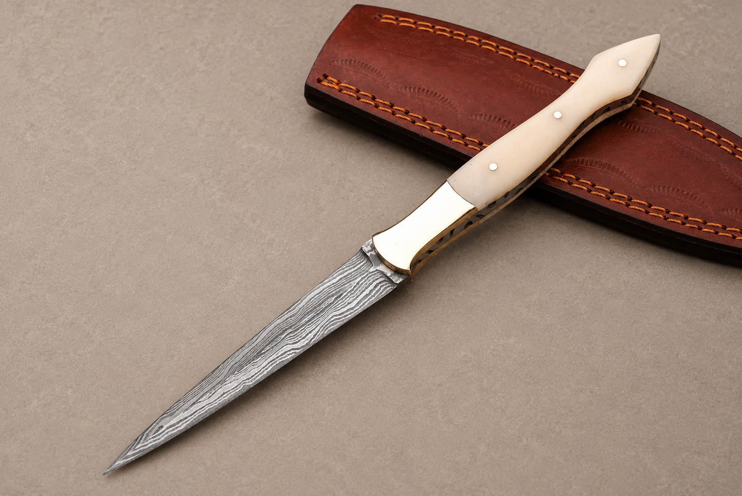 Heritage Bone Damascus Steel Knife – 512 Layer Hand Forged Blade with Camel Bone Handle & Leather Sheath