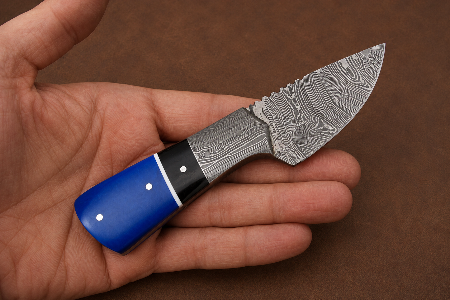 Damascus Steel Knife – 512 Layer Hand Forged Blade with Buffalo Horn, Resin & Damascus Bolster Handle