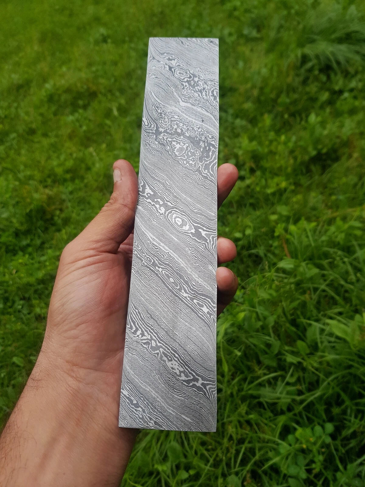 HAND FORGED DAMASCUS STEEL BILLET BAR TWIST PATTERN