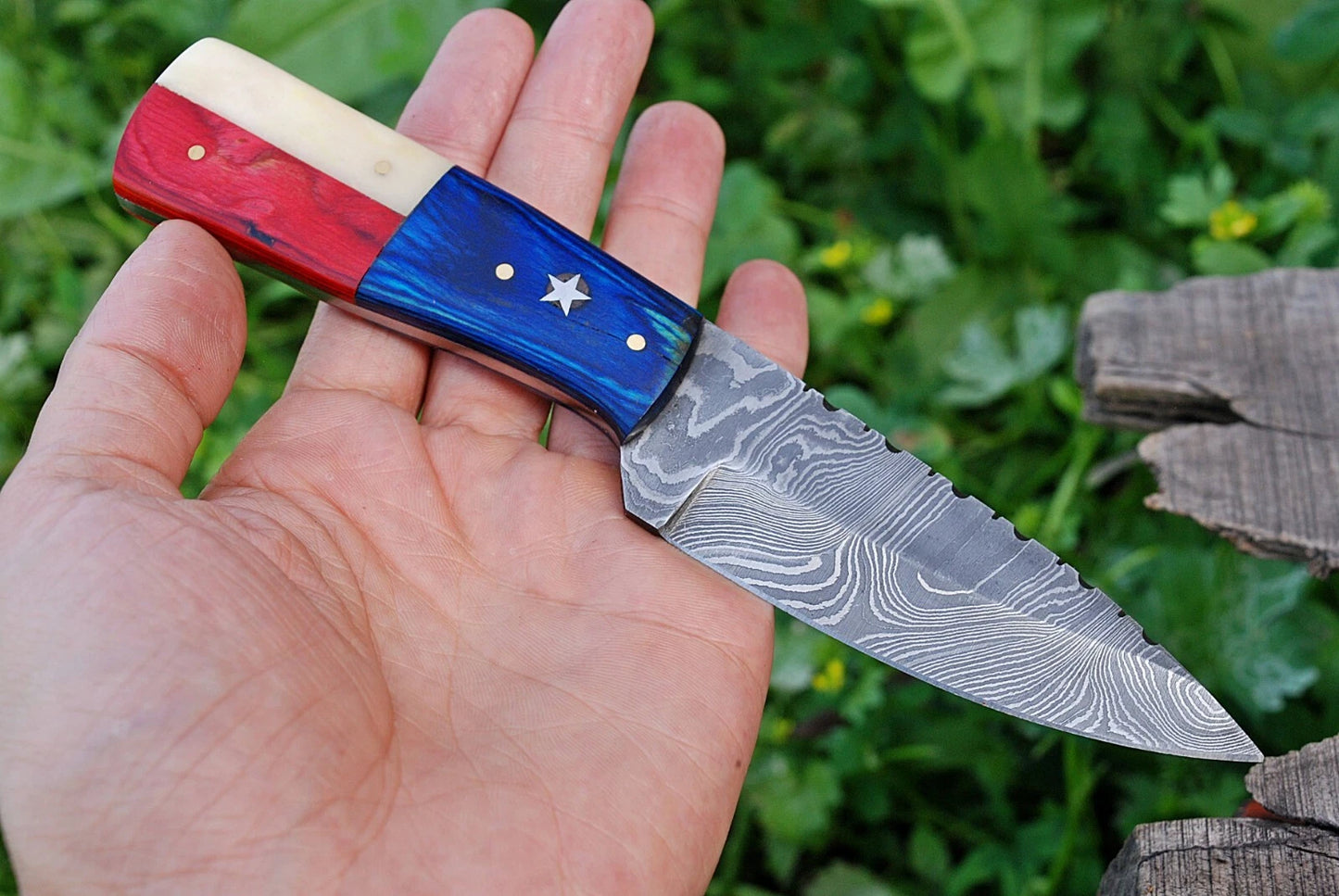 HAND FORGED DAMASCUS STEEL HUNTING KNIFE & TEXAS FLAG HANDLE