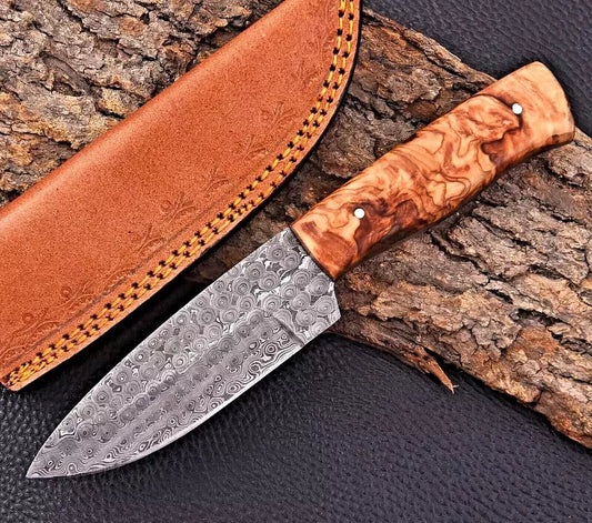 Custom Hand Made Hunting Knife Hand Forged Damascus Steel Leather Sheath