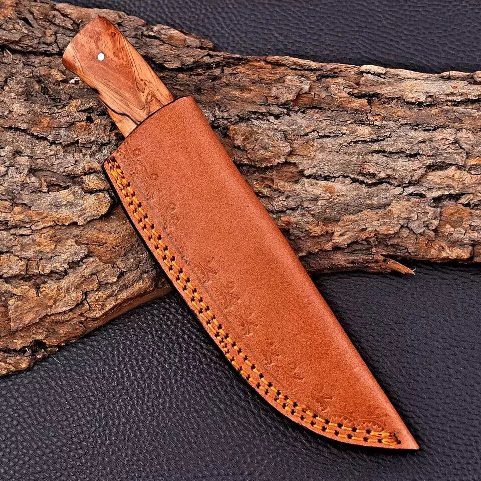 Custom Hand Made Hunting Knife Hand Forged Damascus Steel Leather Sheath