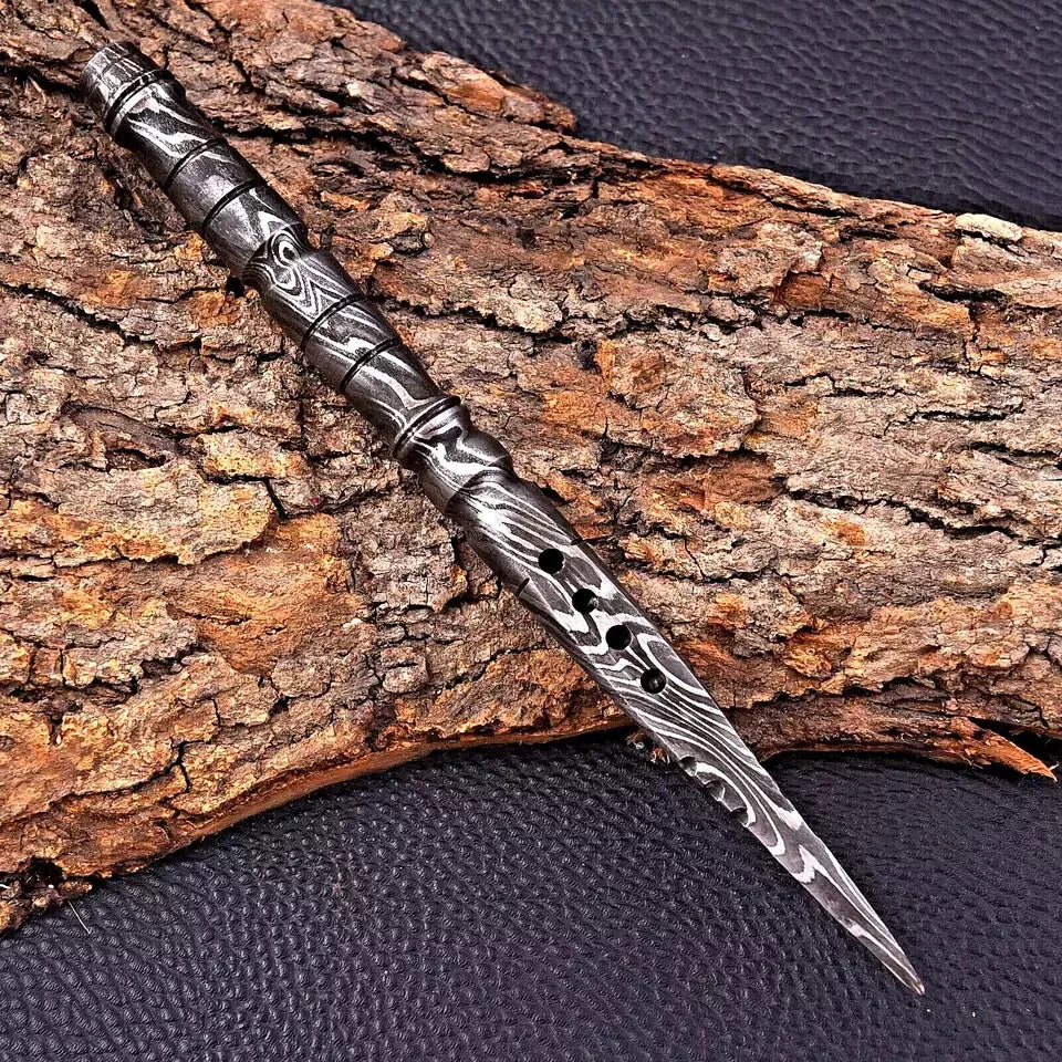 Custom Hand Made Tri Edge Dagger Knife Hand Forged Damascus Steel Kris Blade